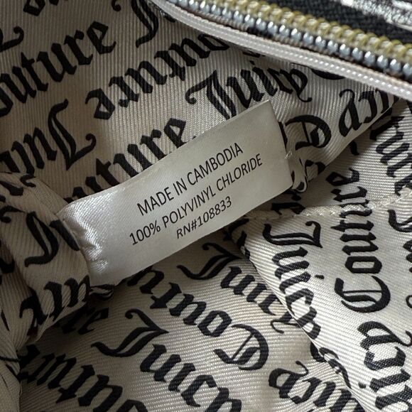 Juicy Couture Weekender Bag Black White Wordplay Print Duffle Gym - Picture 7 of 16